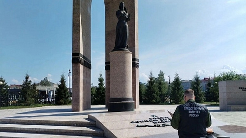 В Югре подростка проверяют после инцидента у мемориала «Воинская Слава»