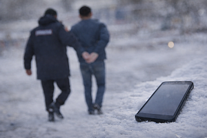 В Югре вахтовику грозит до пяти лет лишения свободы за найденный телефон